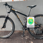 Dupla suspeita de roubar bicicleta é presa pela PM em Umuarama